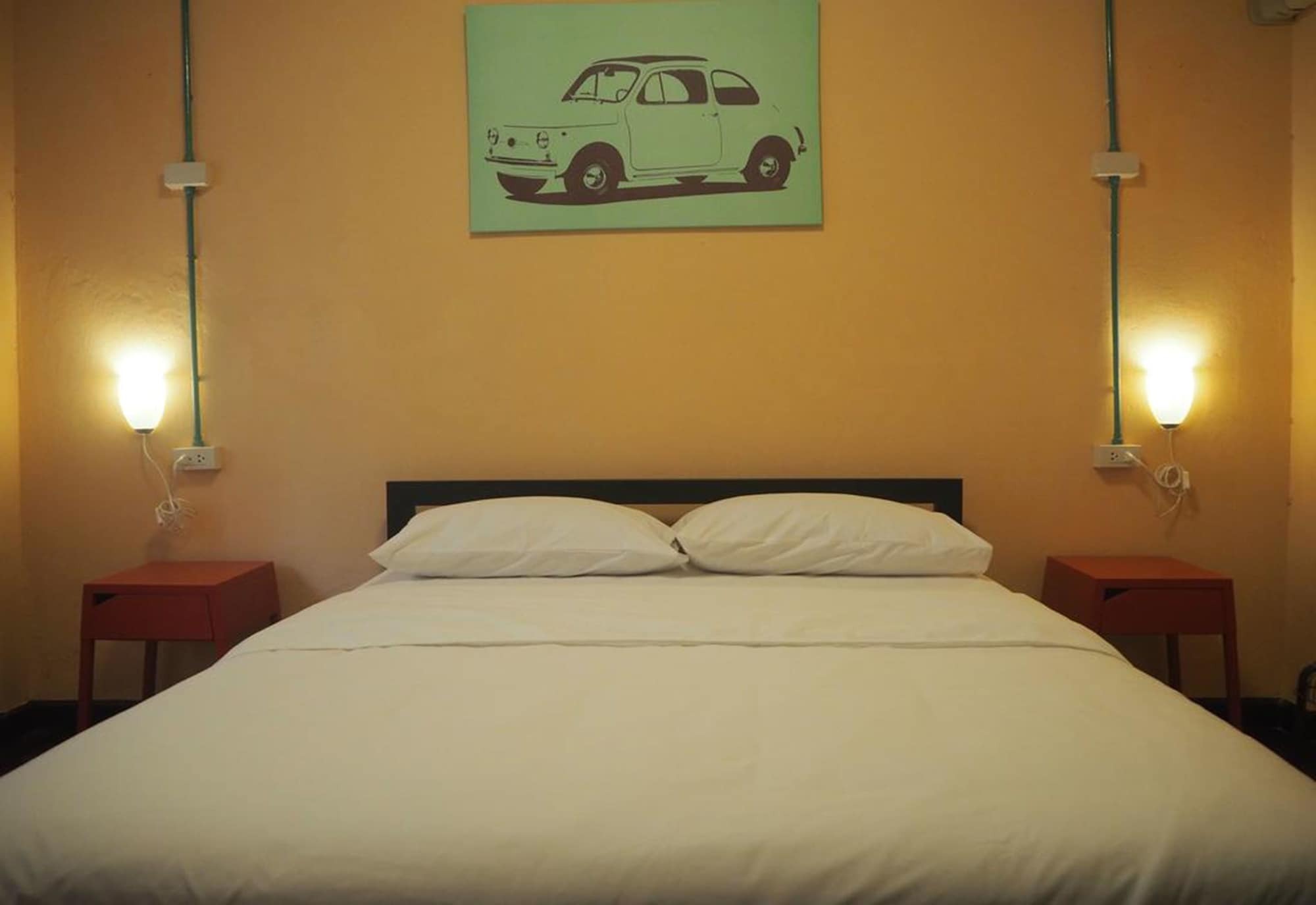 The April 24 Home Bangkok Extérieur photo