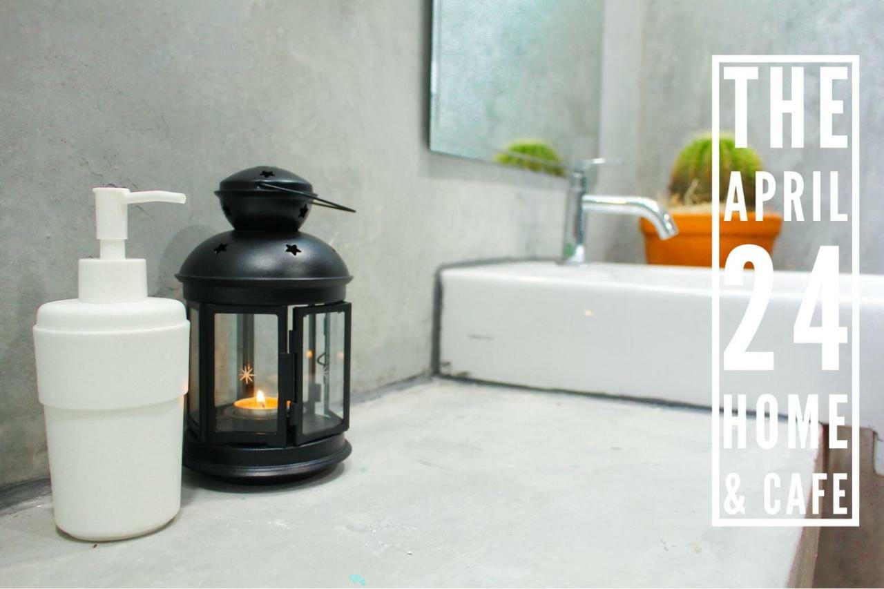 The April 24 Home Bangkok Extérieur photo